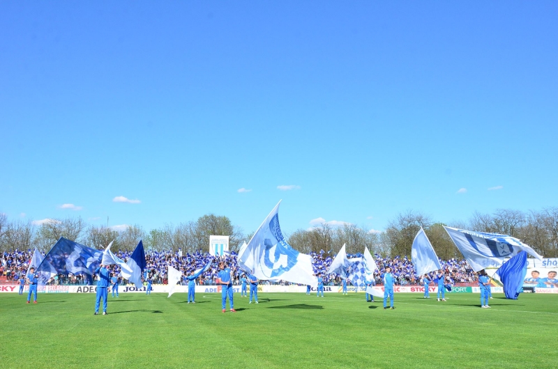 CSU Craiova - Dinamo 0-0. Portarul oaspeților, lovit de un obiect!
