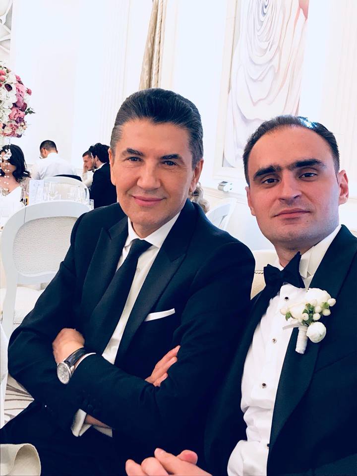Andreea Berecleanu a fost nașă. Răpitoare la brațul soțului estetician | FOTO