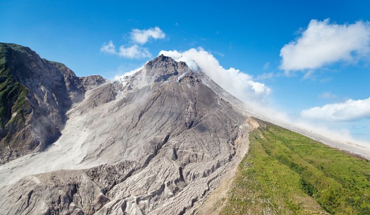Vulcanul cu un lac de lavă de 396.240 de metri pătrați. Pericol uriaș pentru orașele din apropierea zonelor de erupție