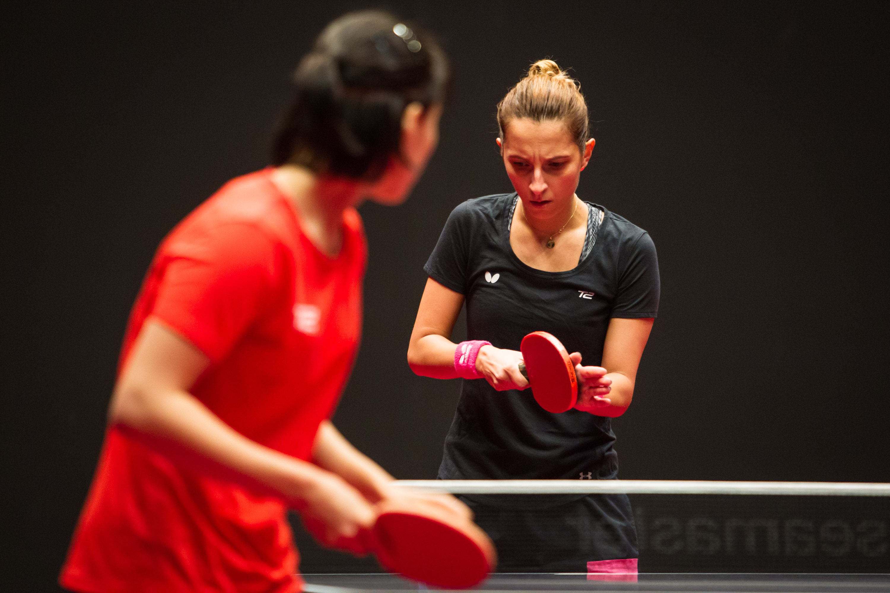 Bernadette Szocs s-a calificat în finala turneului T2 Asia-Pacific Table Tennis League. Sexy-campioana, surpriza din Singapore / GALERIE FOTO&VIDEO