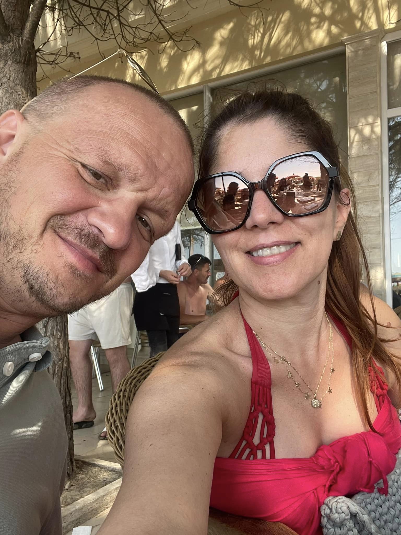 Imagini rare cu fosta soție a lui Răzvan Simion. Diana s-a recăsătorit și locuiește în Timișoara