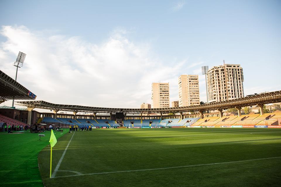 Armenia - România (sâmbătă, ora 19:00, TVR 1). Tricolorii au făcut antrenamentul oficial la Erevan. Jucătorii vor câte o mașină primă de calificare / GALERIE FOTO&VIDEO