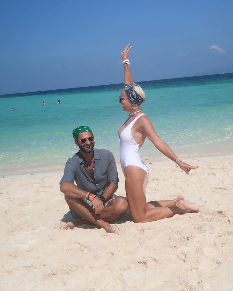 Jojo a avut de tras imediat ce a venit din vacanță. "Mă doare spatele de mor" | FOTO