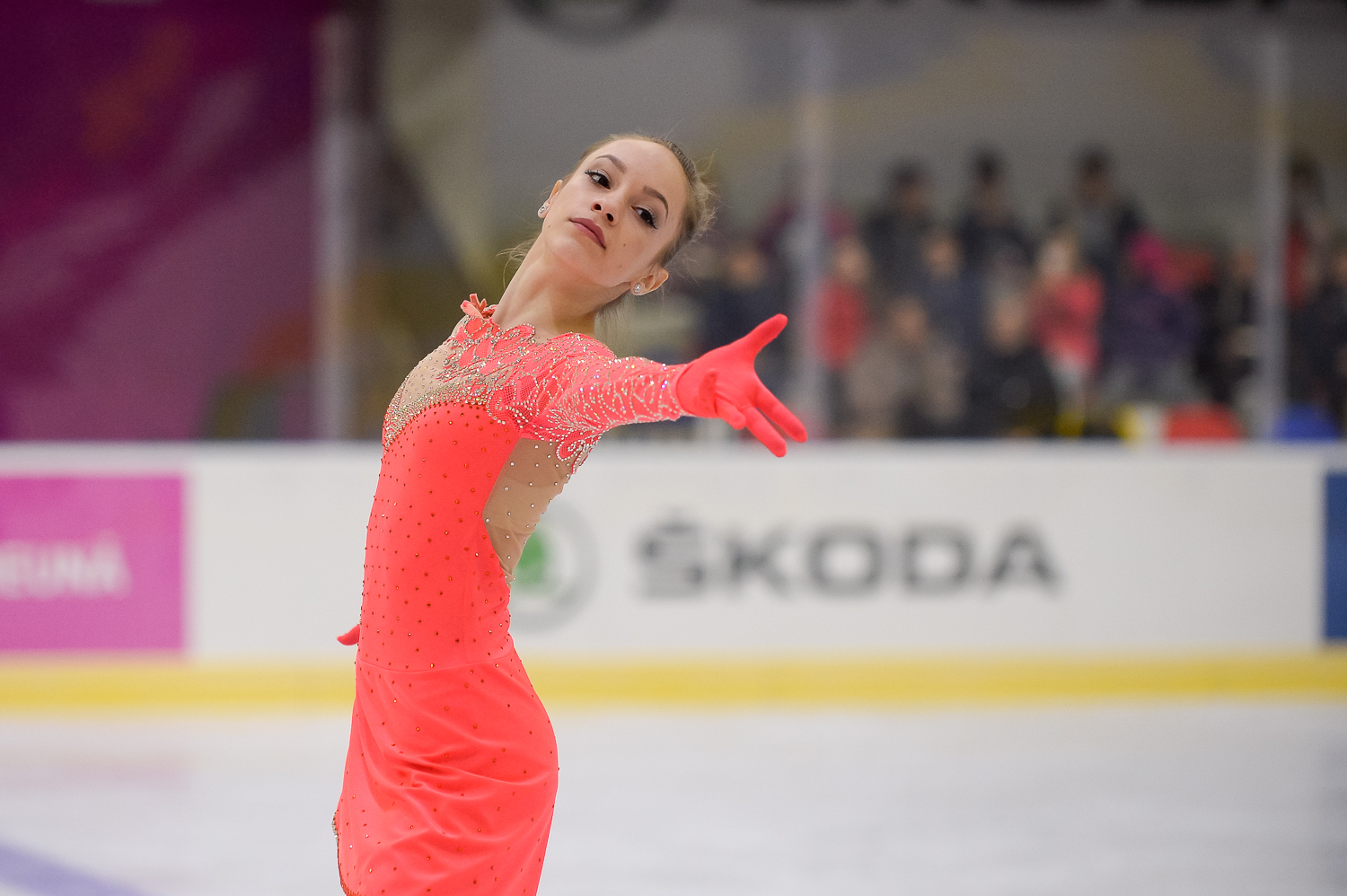 Patinoarul construit de Ion Țiriac, la Otopeni, a fost inaugurat / GALERIE FOTO