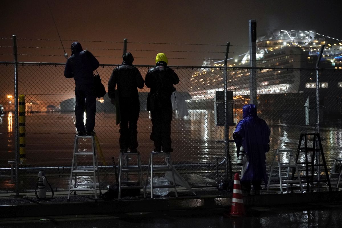 Săptămâna în imagini | Șocul Germaniei după atacul sângeros din Hanau, lupta împotriva coronavirusului și condamnarea unui aliat al lui Trump