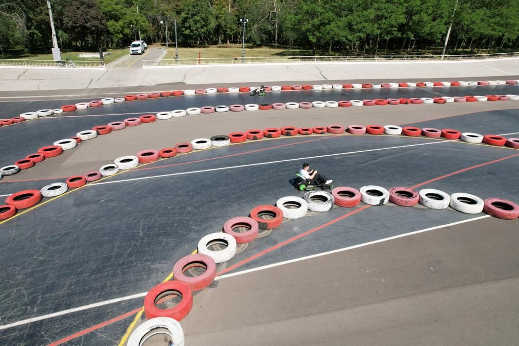 Craiova reinventează spectacolul de karting, cu ajutorul studenților