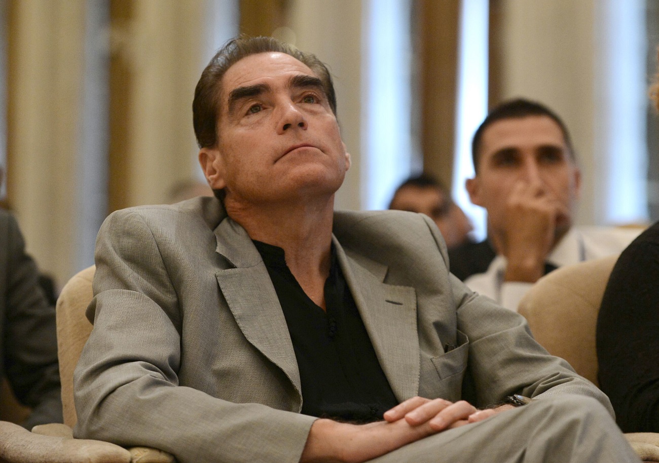 Imagini de colecție cu Petre Roman alături de fiica Oana. Fostul prim-ministru a împlinit 78 de ani