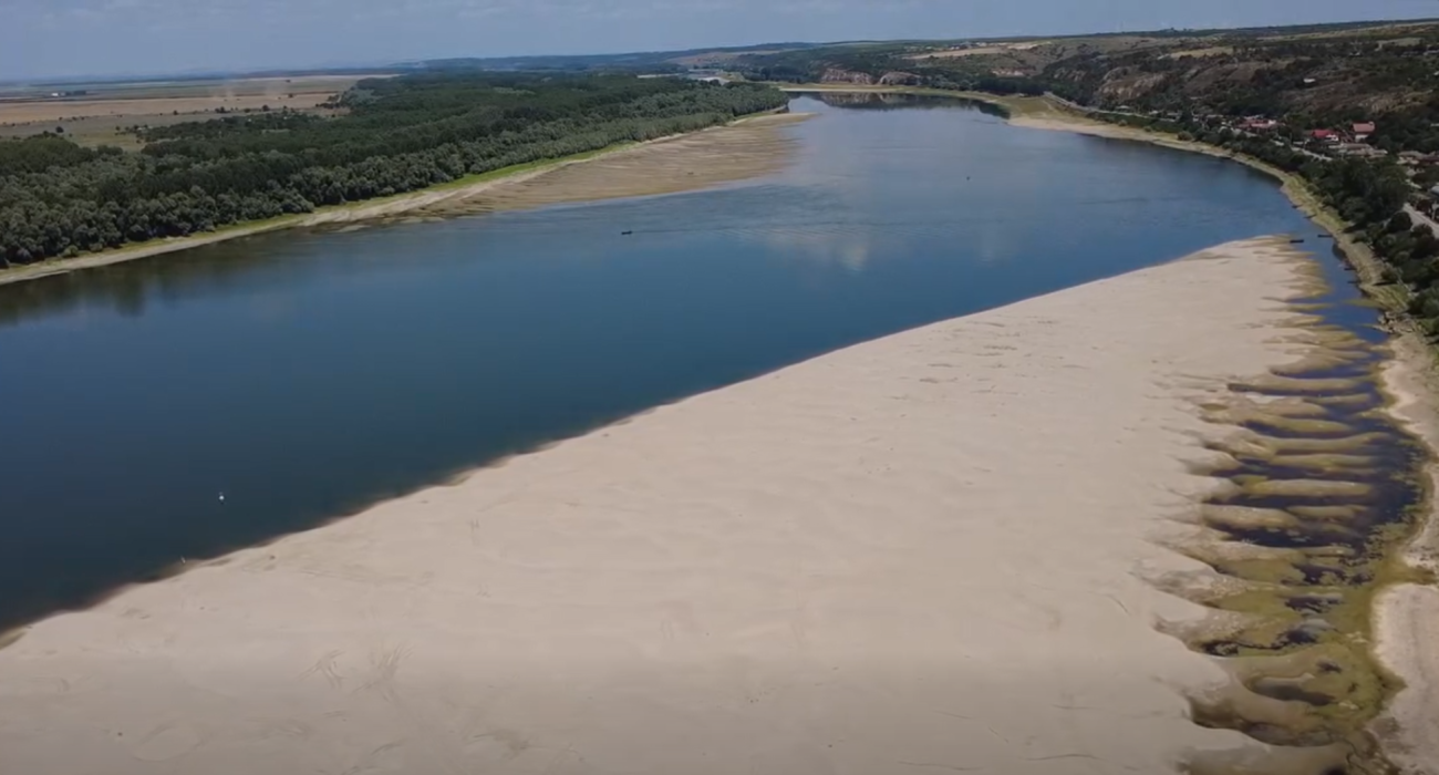 La ce ne putem aștepta în toamnă, dacă Dunărea a secat atât de mult în iulie. Avertismentele unui hidrolog