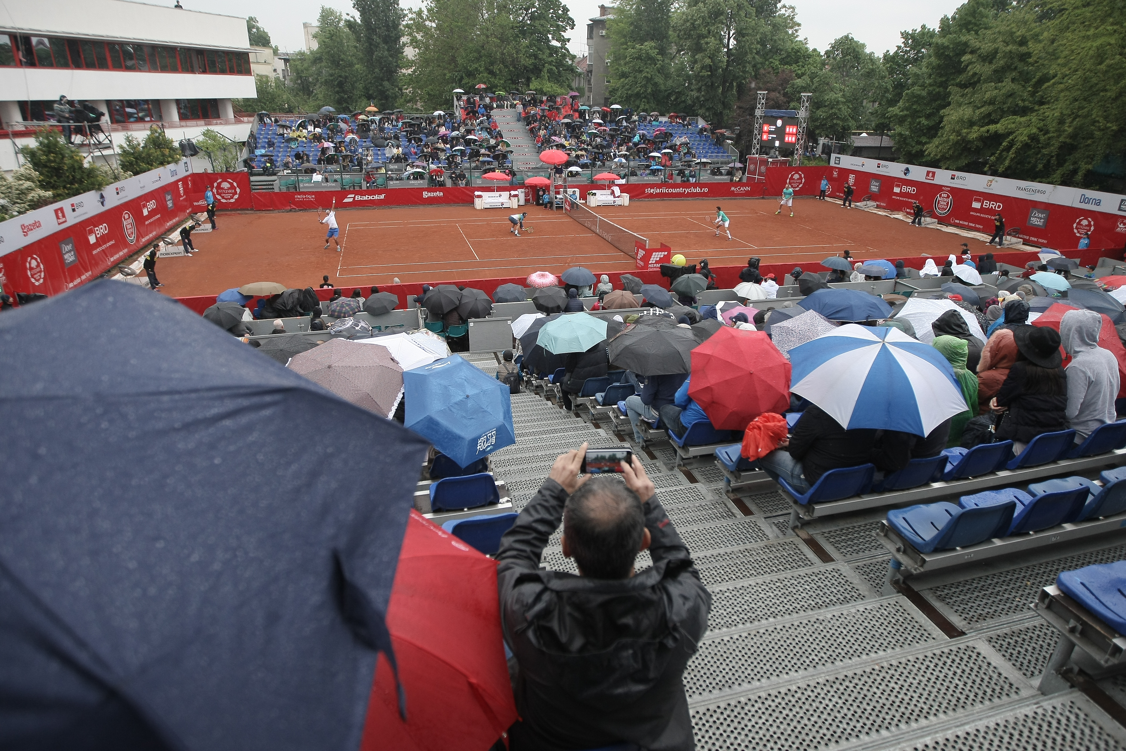 ”BRD Năstase-Țiriac Trophy” - ziua a 8-a. Mergea și Tecău au câștigat titlul la dublu. Frumușelul Ferdasco, rege pe zgura din București