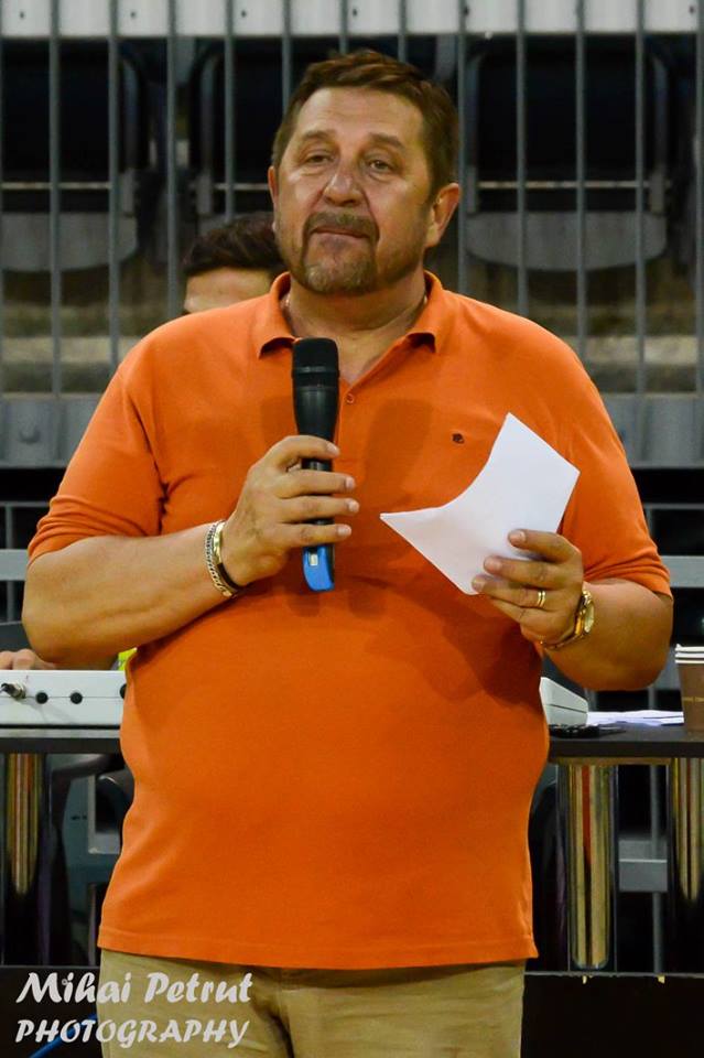 Disperarea medicului ce se ocupă de românii care au cucerit Europeanul de fotbal pentru diabetici: ^”Nimeni nu ne bagă în seamă! Am solicitat și Federația, și Ministerul, dar n-au trimis pe nimeni nici la premiere!”. Mai are nevoie de 27.000 de euro pentru acoperirea cheltuielilor cu organizarea de la Cluj-Napoca
