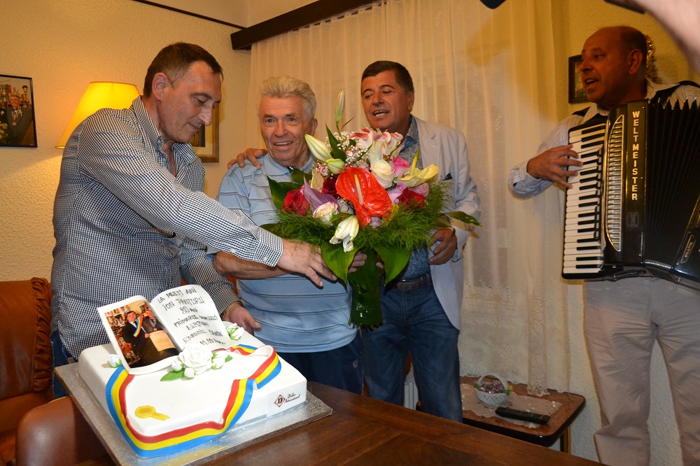 Ion Panțuru, cel care, alături de Nicolae Neagoe, a adus singura medalie olimpică la sporturile de iarnă, omagiat la 80 de ani 
