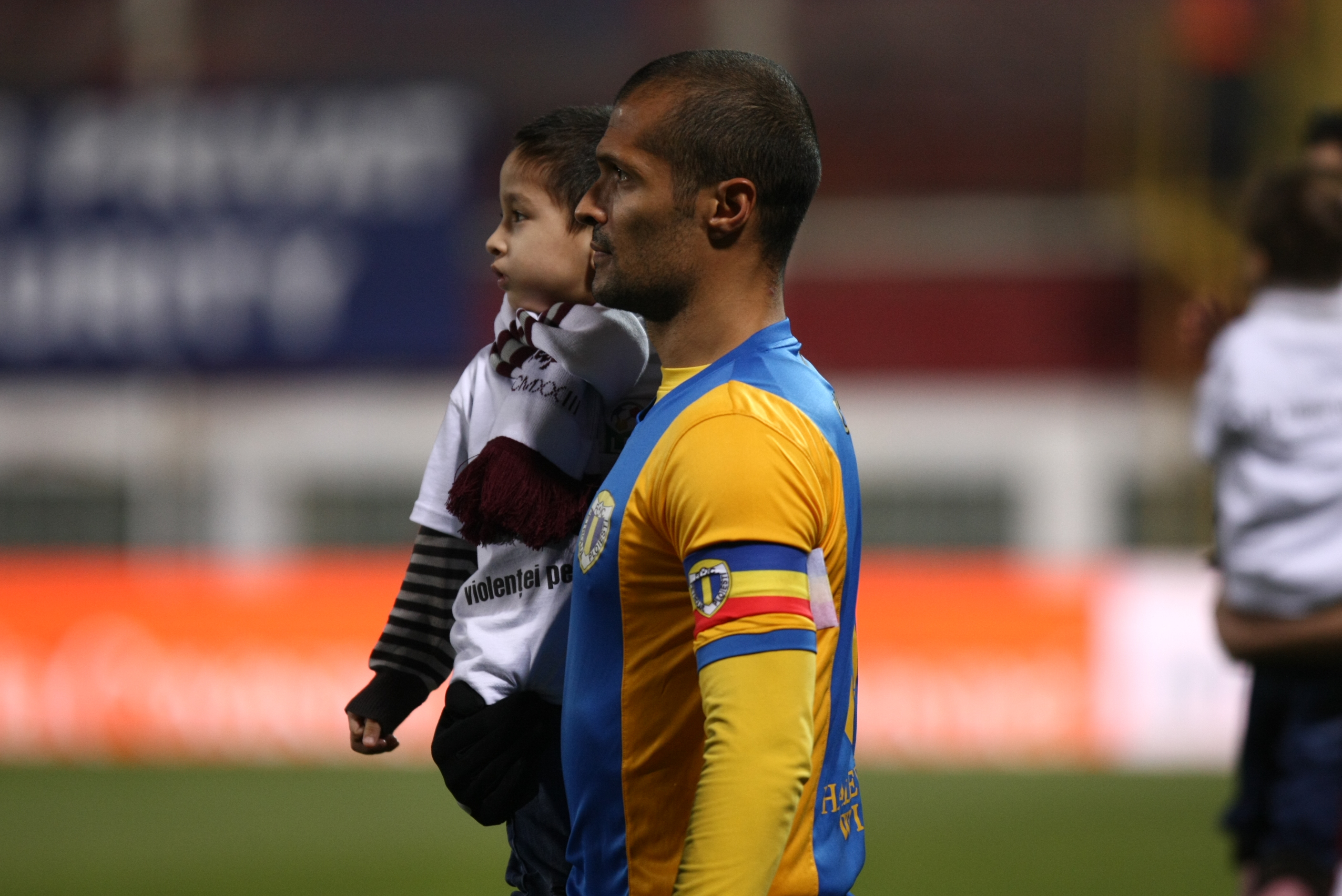Rapid - Petrolul 1-1. Teixeira a înscris o bijuterie de gol / GALERIE FOTO