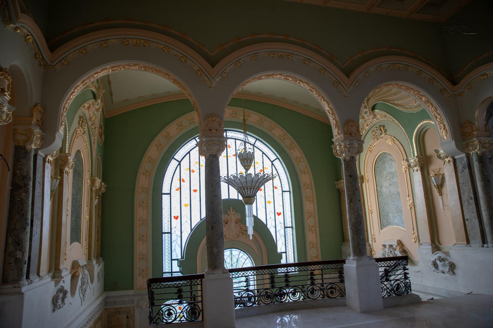 Cazinoul din Constanța, la un pas de redeschidere. Imagini din interiorul edificiului după renovarea începută acum patru ani