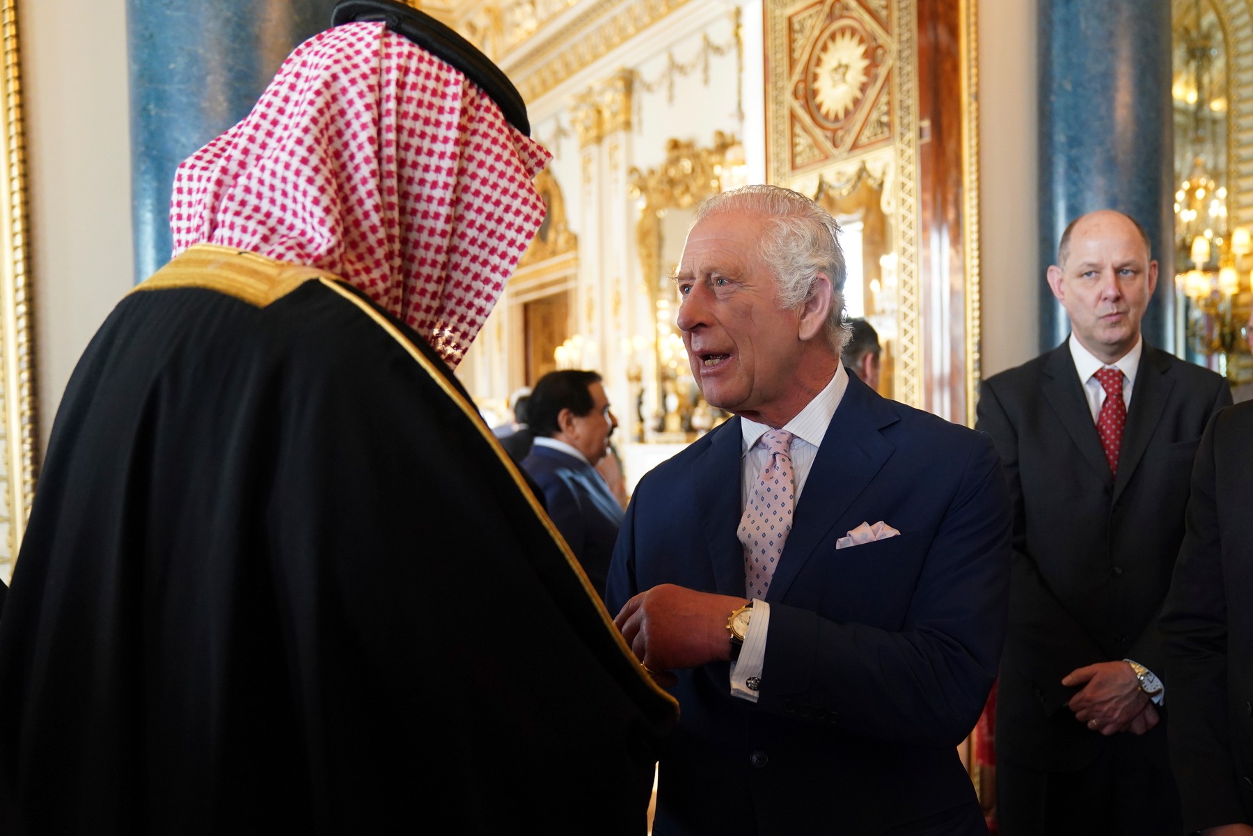 Charles și Camilla, încoronați rege și regină ai Marii Britanii. Ceremoniile s-au încheiat cu salutul de la balconul Palatului Buckingham