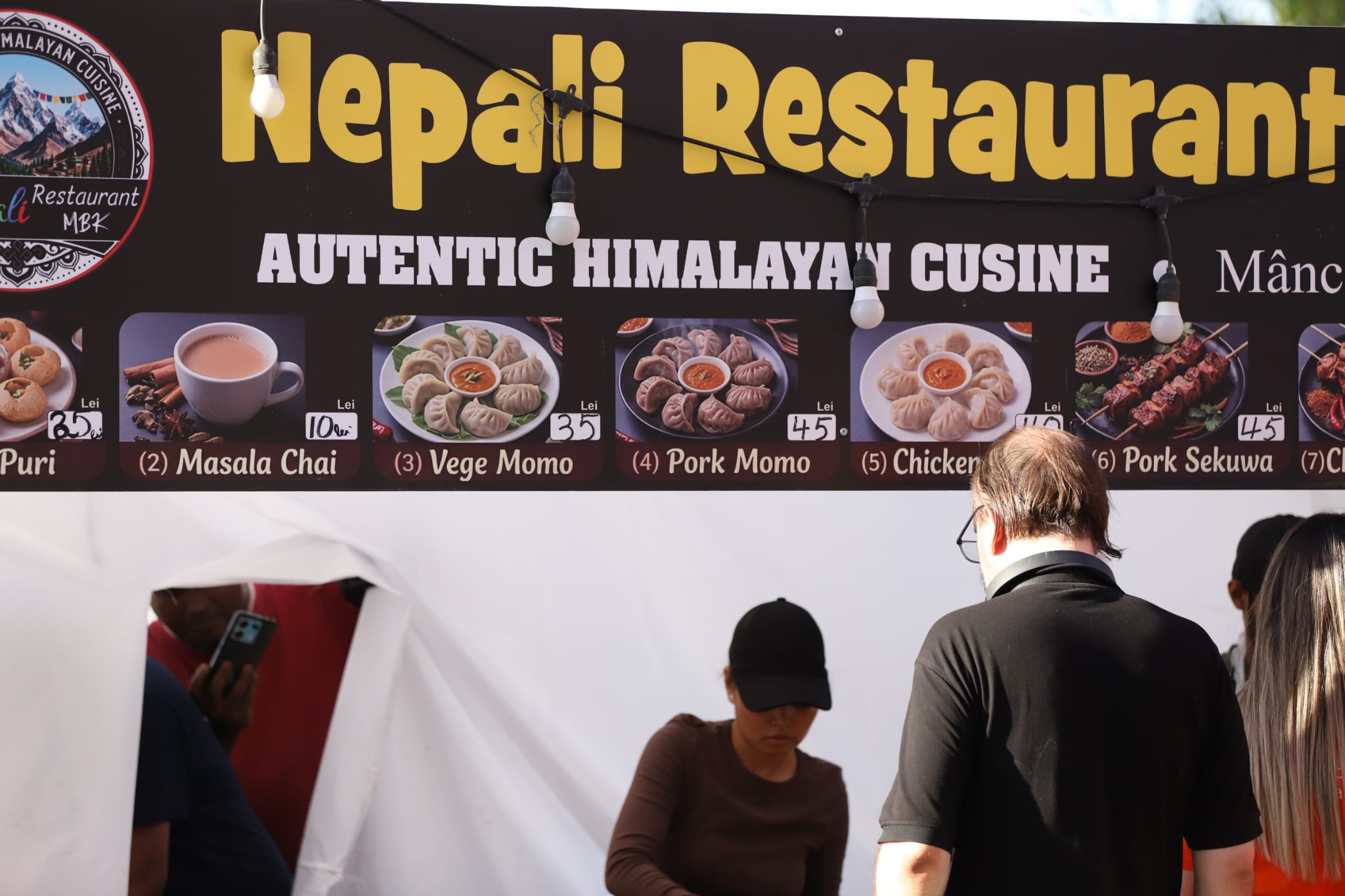 Asia Fest 2026 aduce cultura asiatică în București, în weekendul 4-6 septembrie. Cât costă o porție de sushi sau onigiri