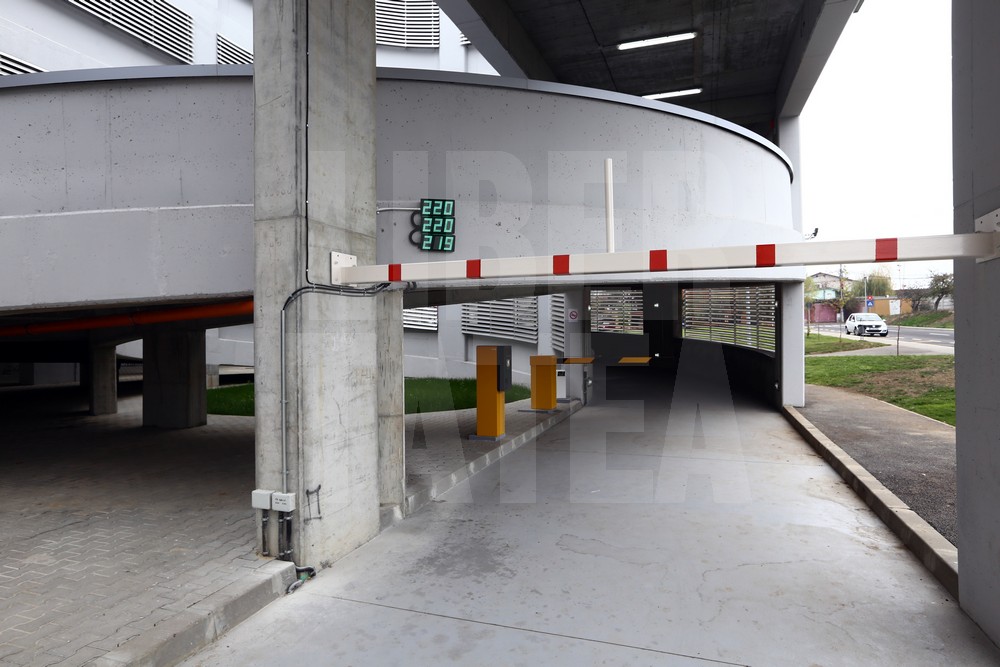GALERIE FOTO / Metrorex a deschis terminalul multimodal de la Străulești. Ce tarife li se vor percepe șoferilor