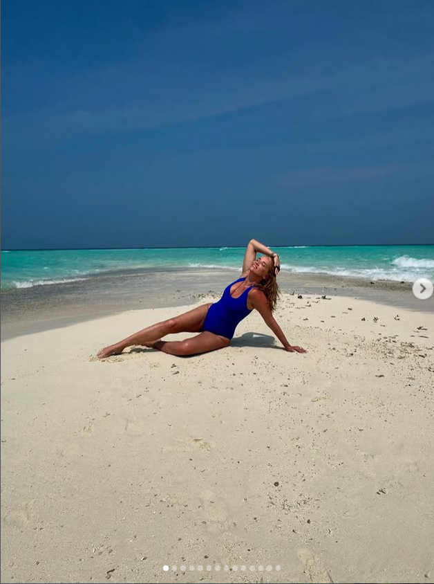 Imagini cu Ileana Badiu în costum de baie pe plajele din Maldive. Cum arată la 51 de ani. „Manechinul ca manechinul, da’ fotograful...”