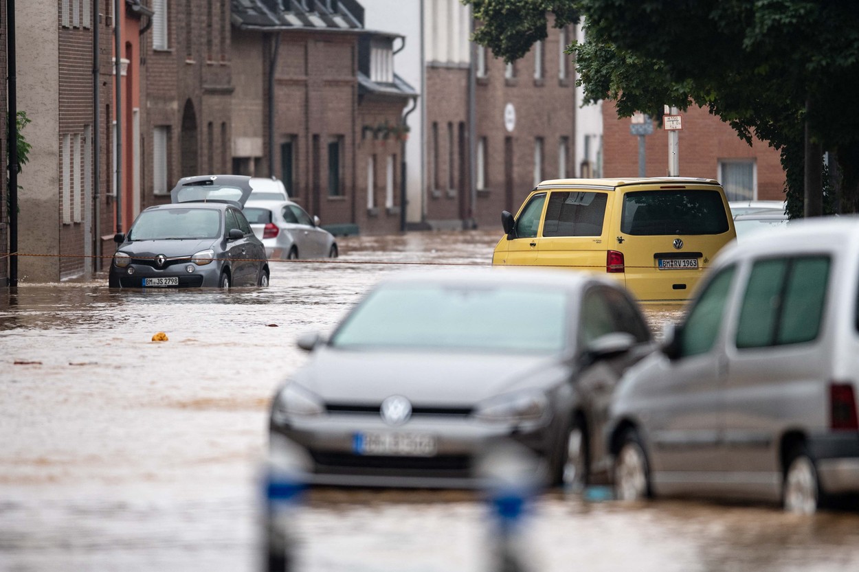 Bilanțul inundațiilor catastrofale din Germania: Cel puțin 106 morți și sute de oameni dați dispăruți