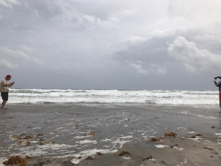 UPDATE | EXCLUSIV. Imagini din West Palm Beach, cu 24 de ore înainte de trecerea uraganului Irma (Foto & Video)