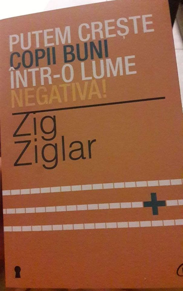 Cartea care a stârnit controverse pentru că îndeamnă părinții să-și bată copiii. Decizia luată de edituri | FOTO