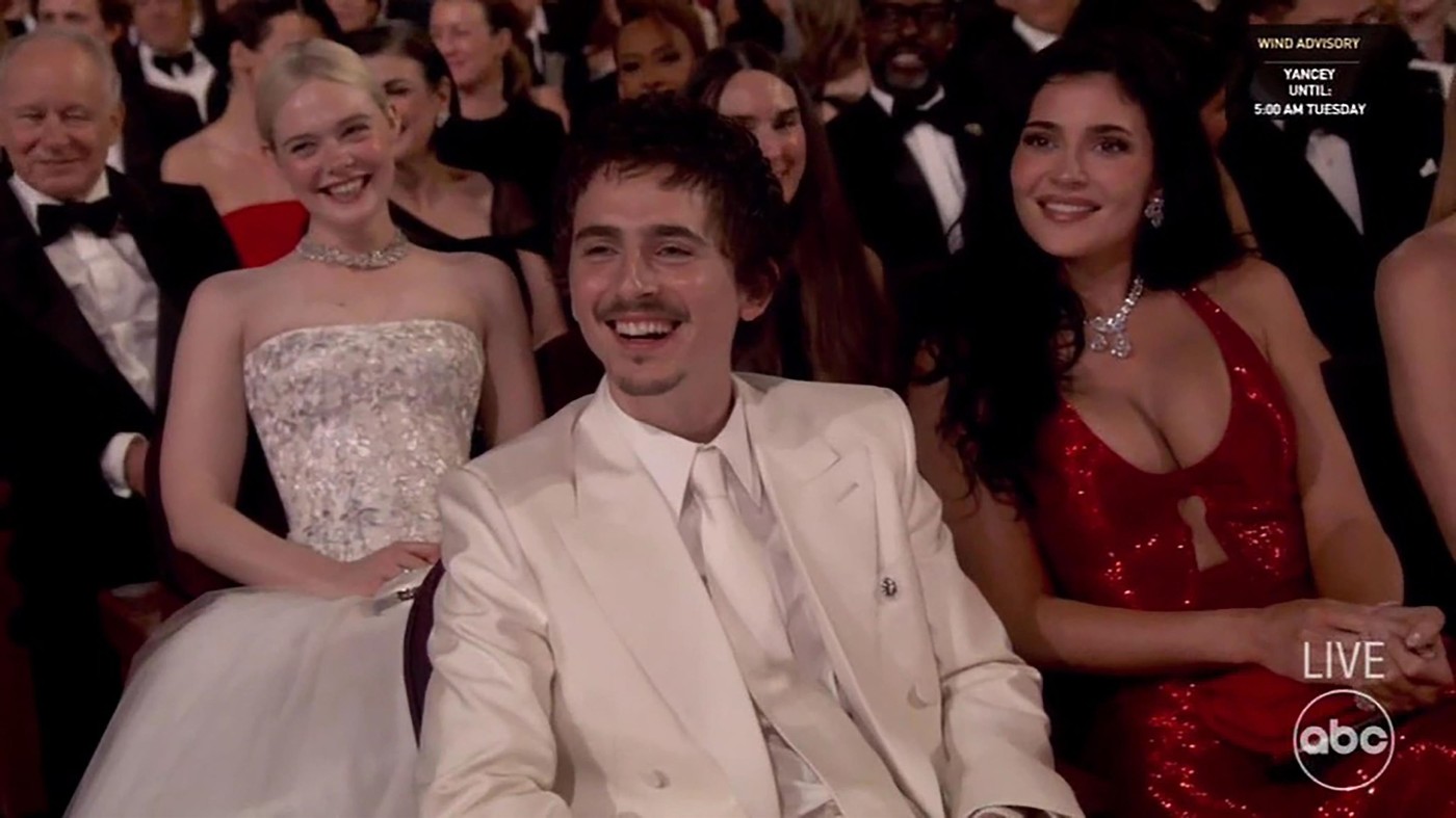 Cum a apărut Kylie Jenner la Premiile Oscar 2026. L-a susținut pe iubitul ei, actorul Timothée Chalamet