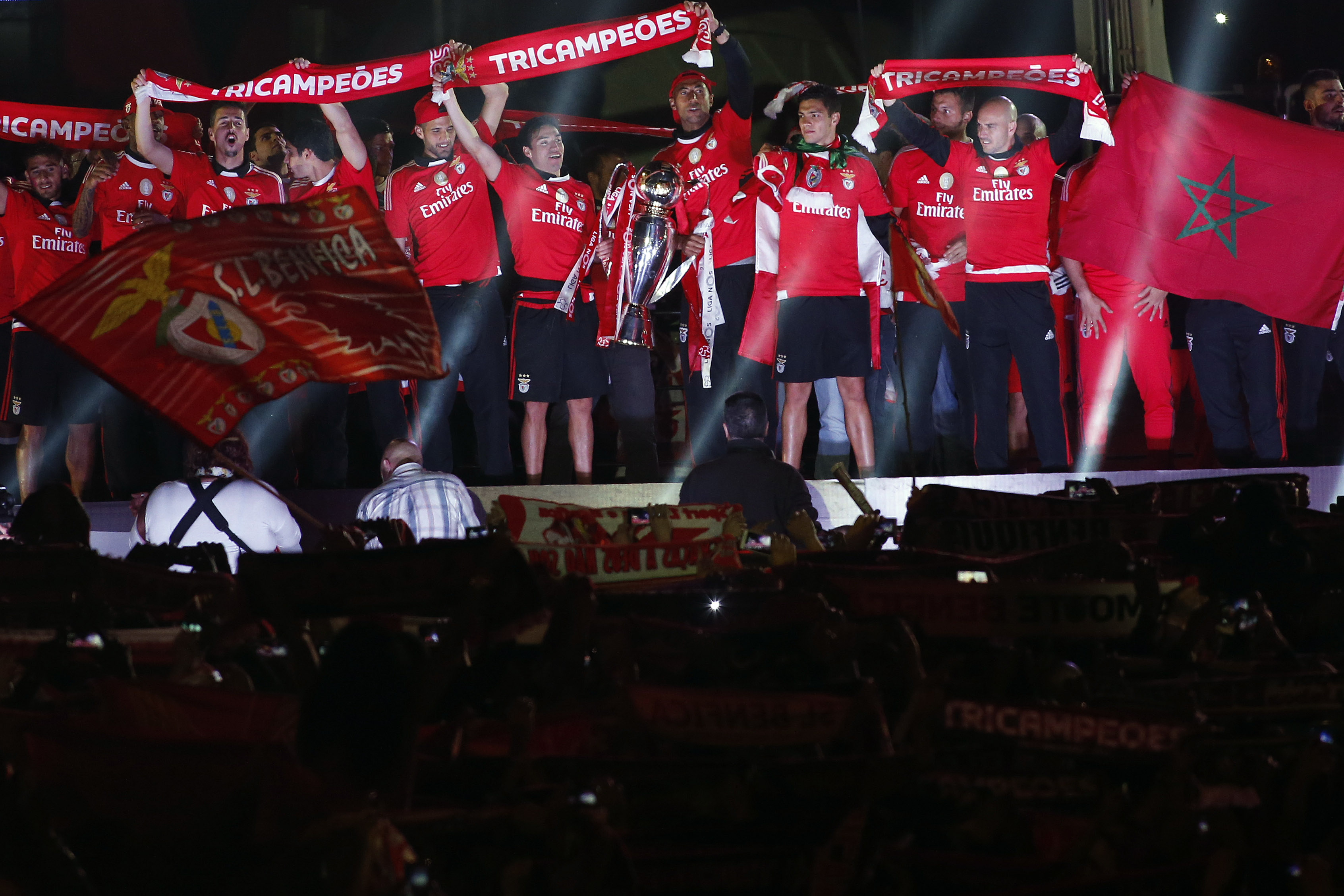 Benfica a cucerit al treilea titlu consecutiv în Portugalia şi al 35-lea din istoria clubului