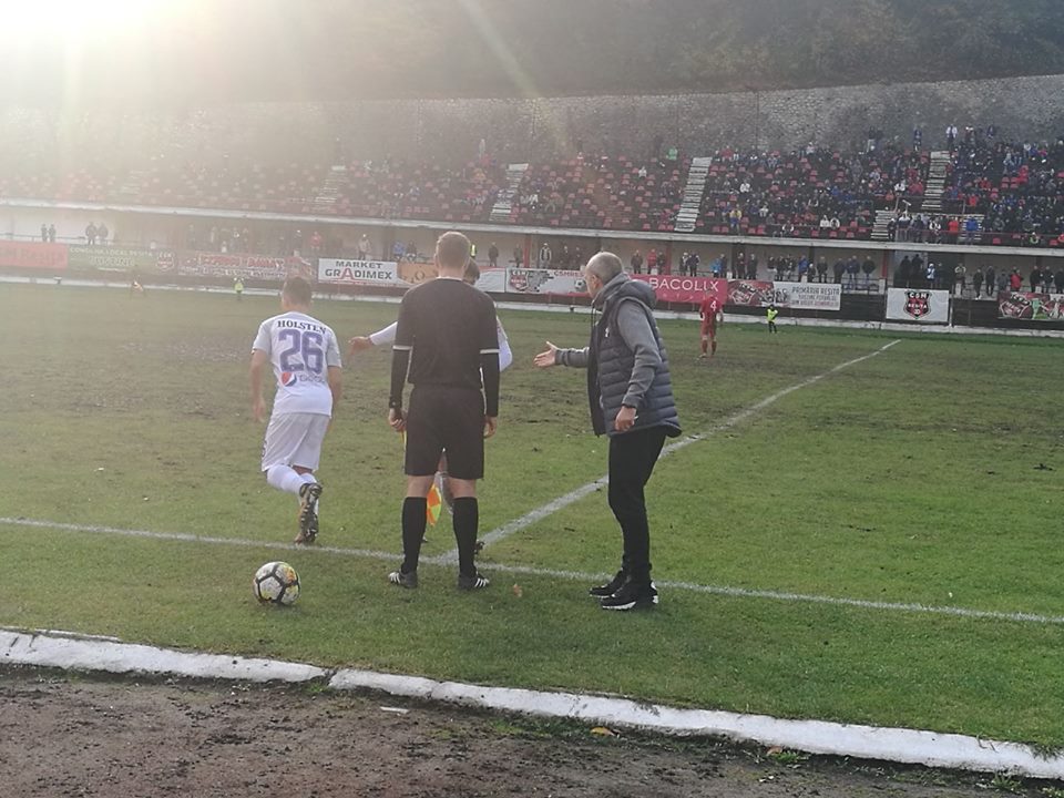 Roberto Mălăele a devenit cel mai tânăr debutant din istoria fotbalului românesc. Nepotul actorului Horațiu Mălăele a doborât recordul lui Nicolae Dobrin | VIDEO