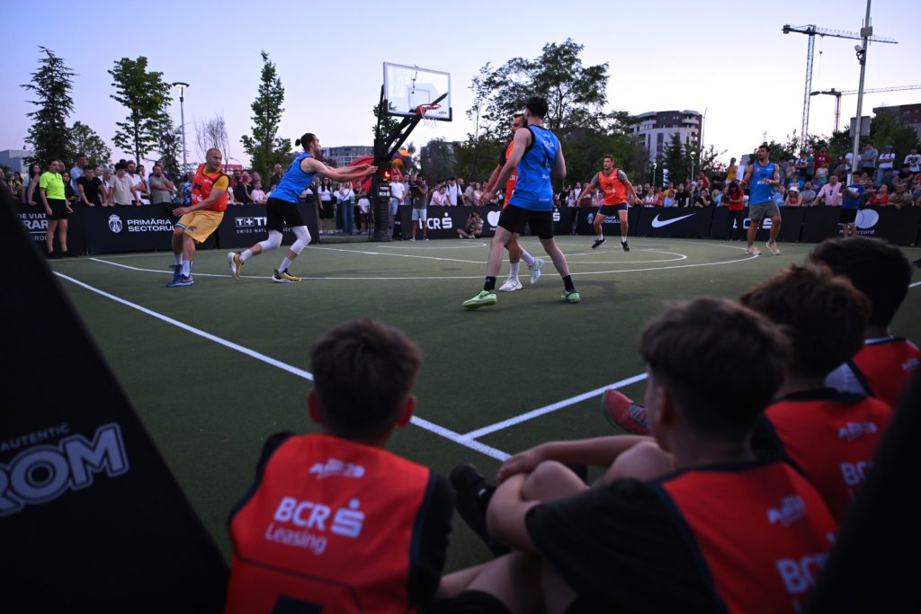 Cine a întors scaunul lui Theo Rose pe terenul de baschet? Super show și momente emoționante la BCR Sport Arena Streetball pe terenurile din Parcul Liniei