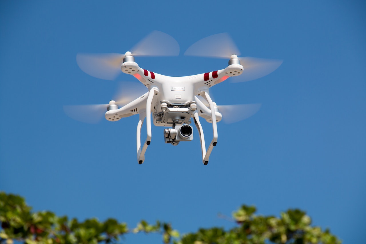 Man uses drone to catch wife cheating with her boss