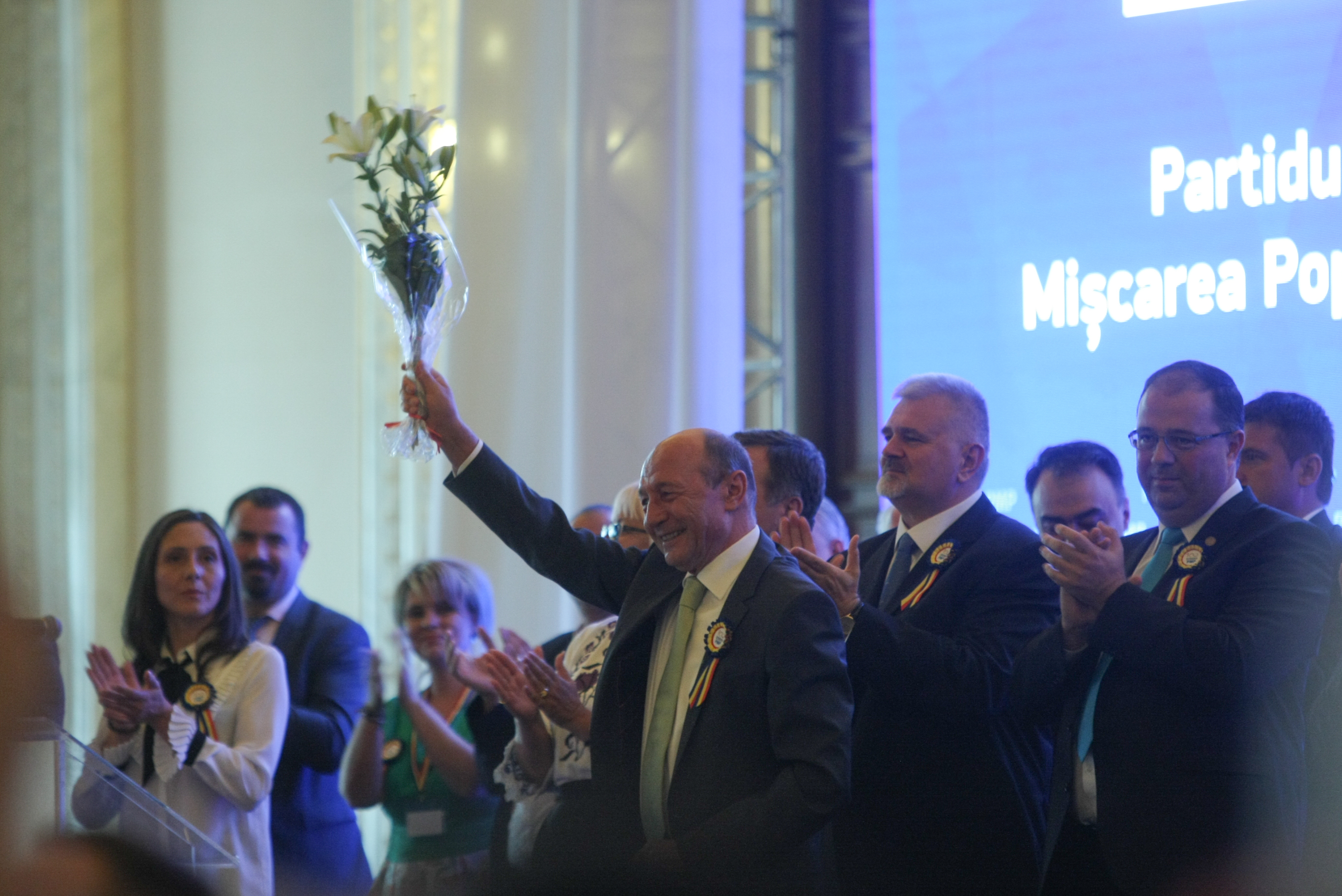 Schimb de replici dur între Turcescu și Băsescu, la Congresul PMP: ”M-aş fi aşteptat să rămâneţi la cârmă”/ ”Un căpitan are și el o licență care expiră” (VIDEO)