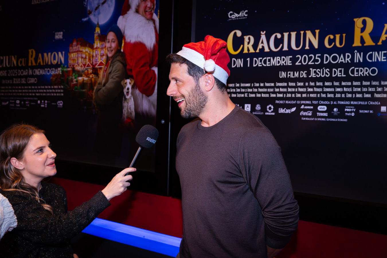 Cum au apărut Smiley și Gina Pistol la premiera de gală „Crăciun cu Ramon”, filmul lui Pavel Bartoș. Alături de cine au fost surprinși în sala de cinema