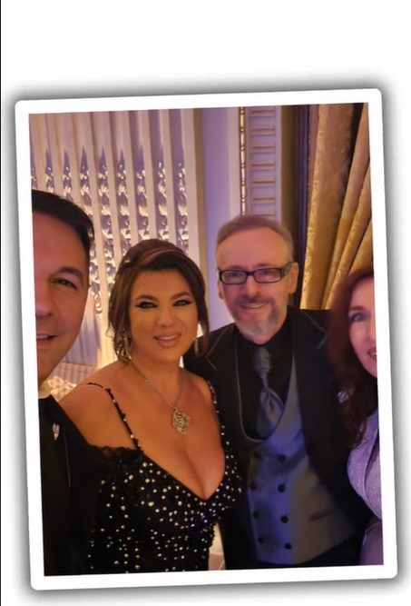 Mihai Albu și Elena Nechifor s-au căsătorit religios. Imagini de la petrecerea de nuntă, care a avut loc la restaurantul unui hotel de lux din București