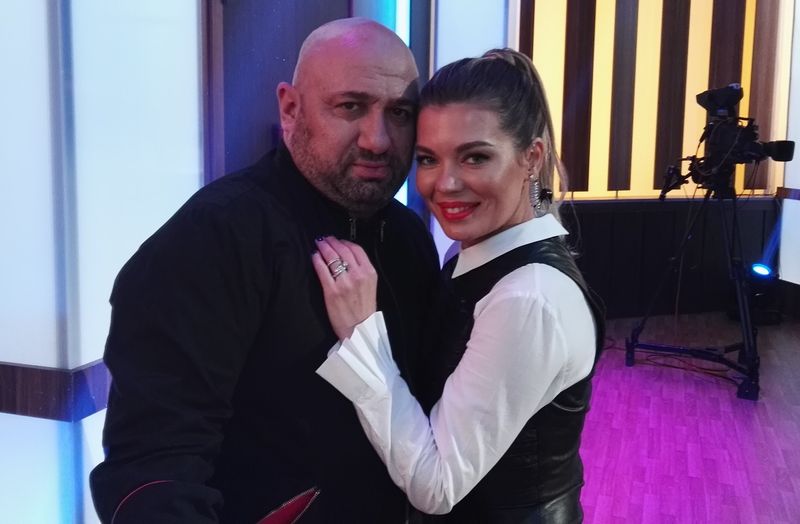 Gina Pistol, despre apropierea dintre ea și chef Cătălin Scărlătescu: „Știu că mă iubește. Nu știu dacă oamenii pot înțelege această iubire dintre noi”
