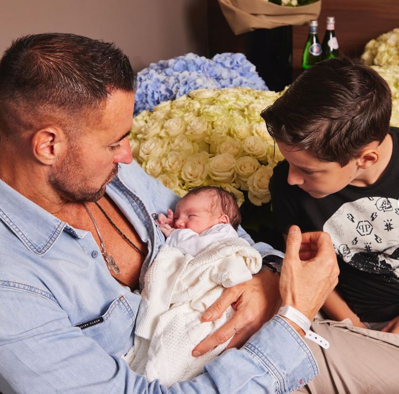 Philipp Plein, din nou tată. Andreea Sasu, românca pentru care și-a părăsit logodnica, a născut