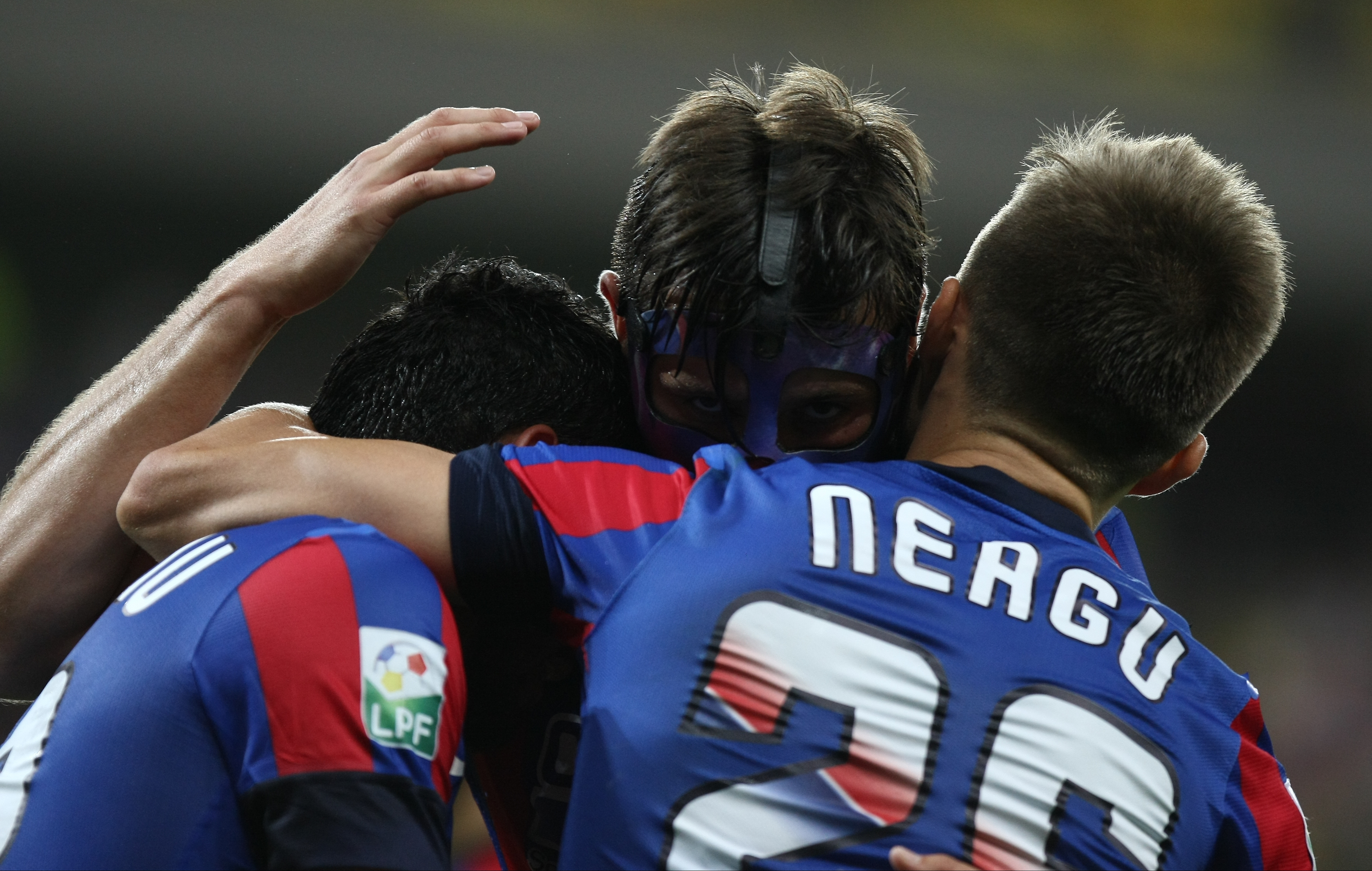 ASTRA - ASA 3-1 şi STEAUA - FC BOTOŞANI 2-0. Rocada mare / VIDEO