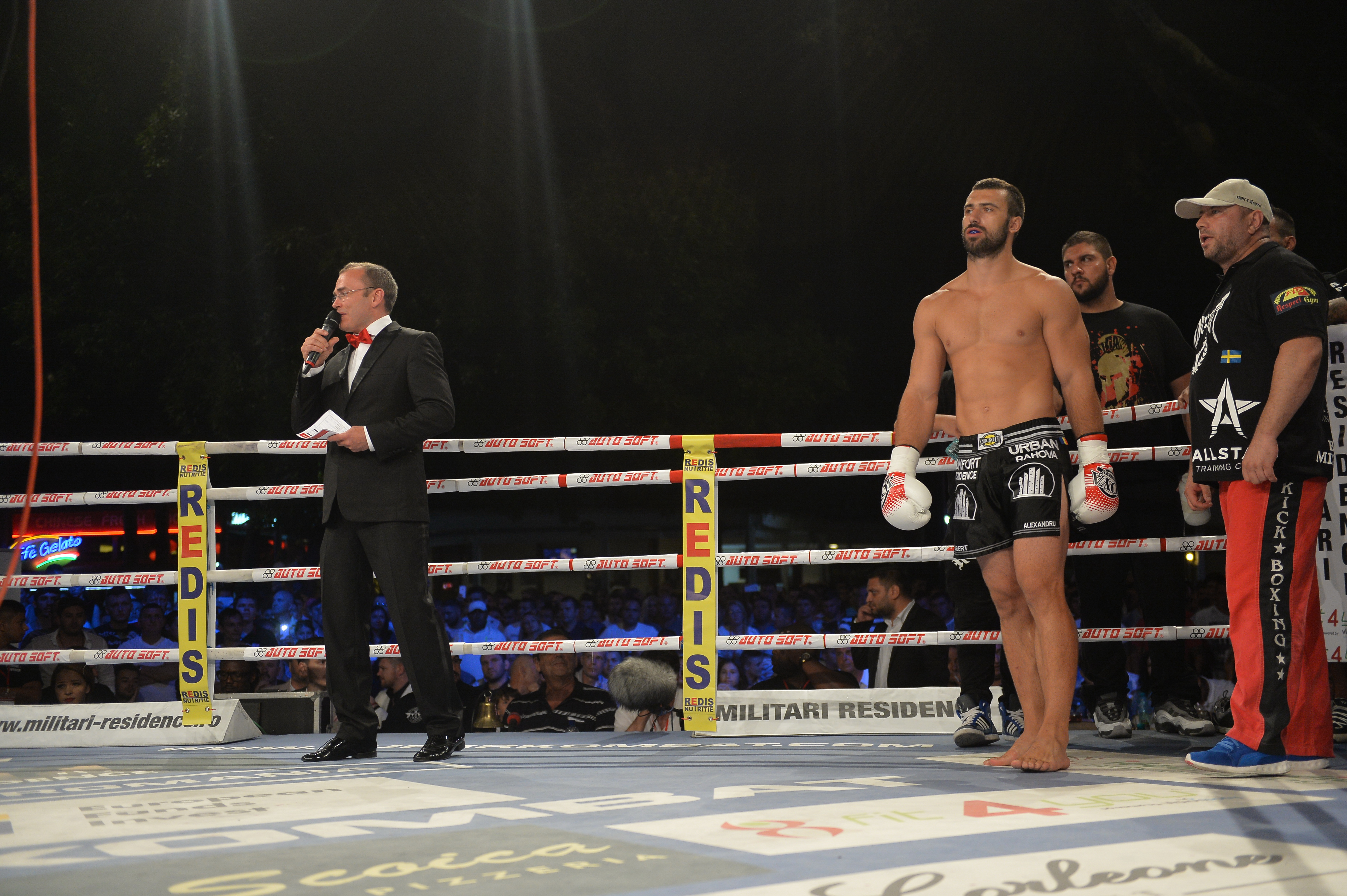 Andrei Stoica îşi păstrează centura de campion mondial / GALERIE FOTO&VIDEO