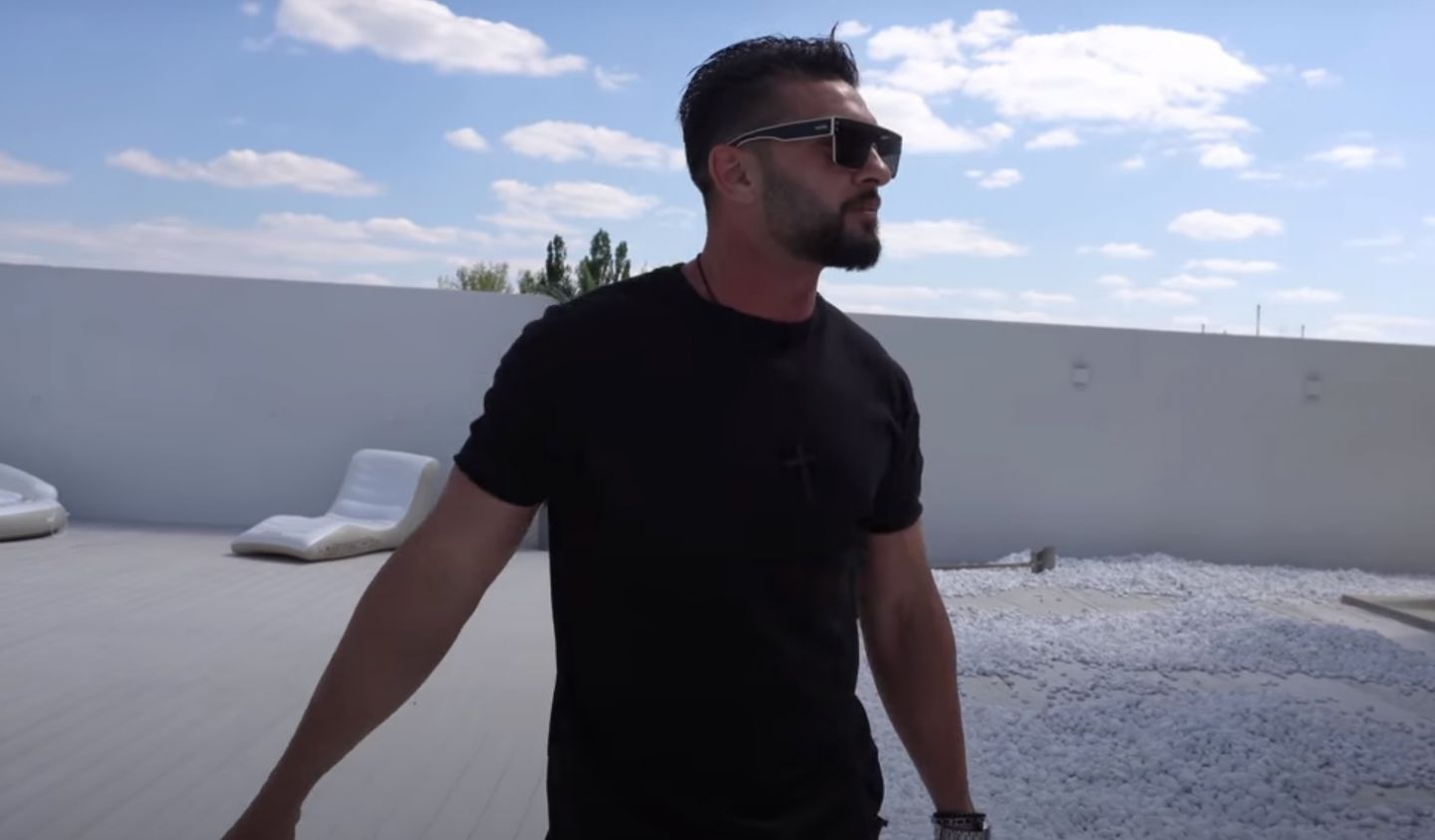 Suma pe care Dorian Popa a plătit-o ca să plece la New York de Crăciun