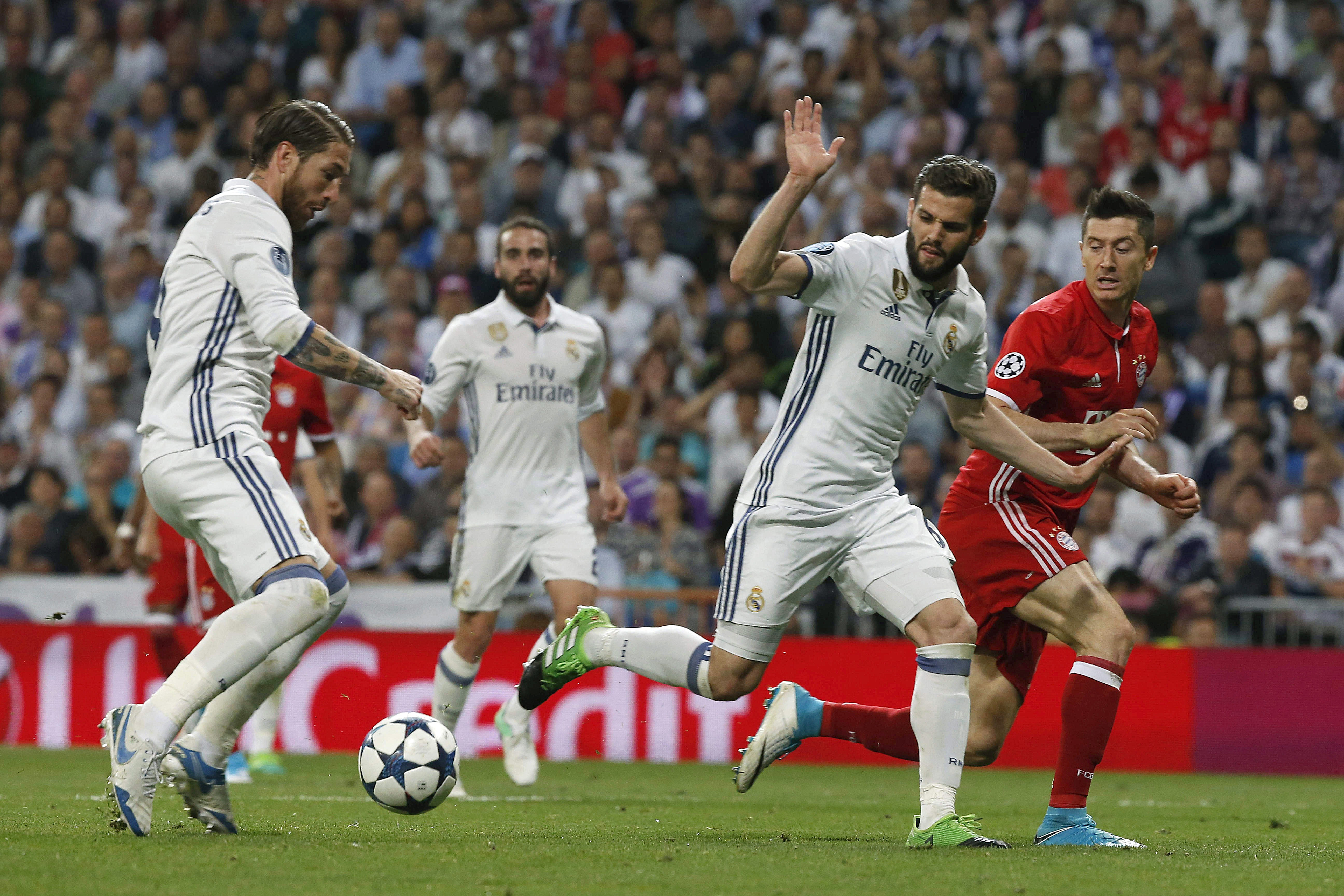Zinedine Zidane consideră că Real Madrid s-a calificat meritat în semifinalele Ligii Campionilor. ”Am marcat un gol din ofsaid, dar în fotbal nu există noroc”