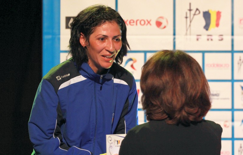 Simona Pop și Tibi Dolniceanu sunt campionii României la spadă, respectiv la sabie / FOTO