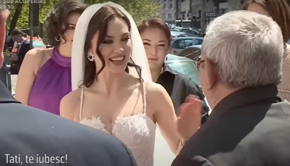 Părinții Ancăi Dumitra, în lacrimi la nunta fiicei lor: „Ceea ce i-am oferit noi să îi ofere și soțul”. Cum au apărut la eveniment Teodor și Eugenia