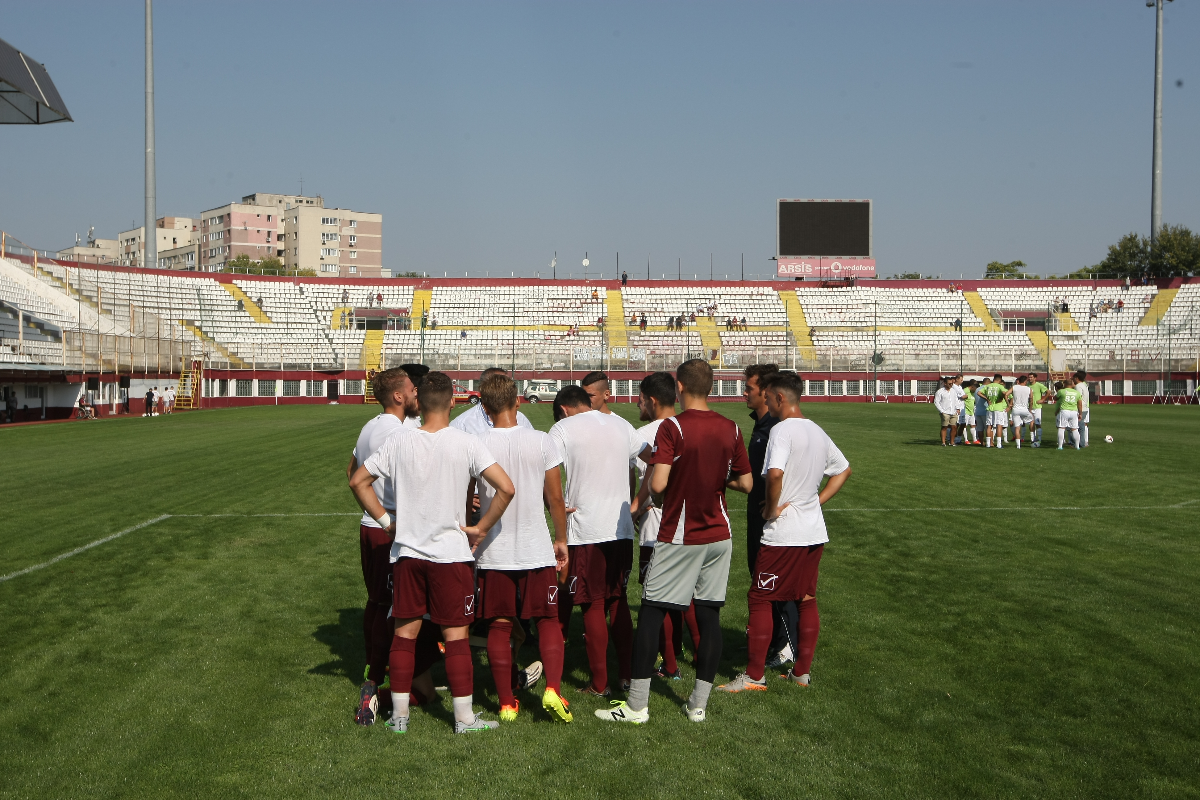 Meciul AFC Rapid - ASSC Rapid, din Liga V, întârziat cu un sfert de oră: s-a defectat imprimanta care tipărea biletele! Scor categoric: 5-0 | FOTO