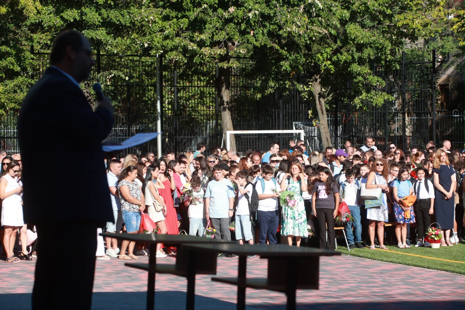 Aproape 3.000.000 de elevi şi preşcolari încep azi, 7 septembrie, anul școlar 2026-2027. Schimbările majore cu care se confruntă