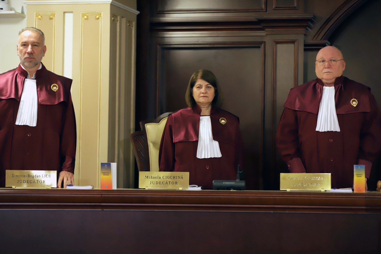 Curtea Constituțională a amânat verdictul la pensiile magistraților. Ilie Bolojan amenințase cu demisia dacă legea pică la CCR
