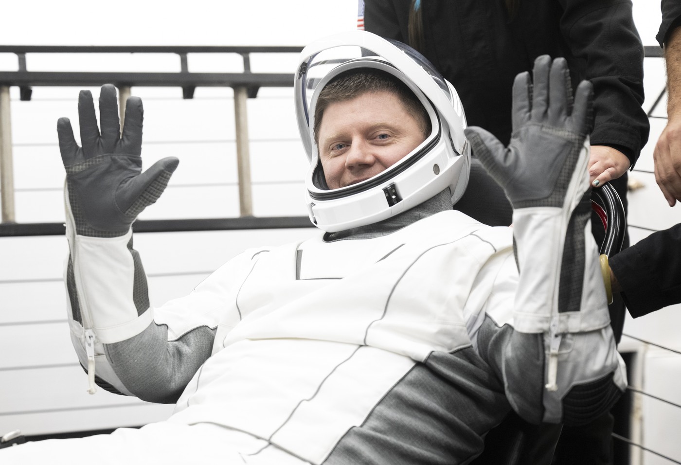 Un astronaut întors din misiunea de opt luni de pe Stația Spațială Internațională a fost spitalizat la doar câteva ore după aterizare 