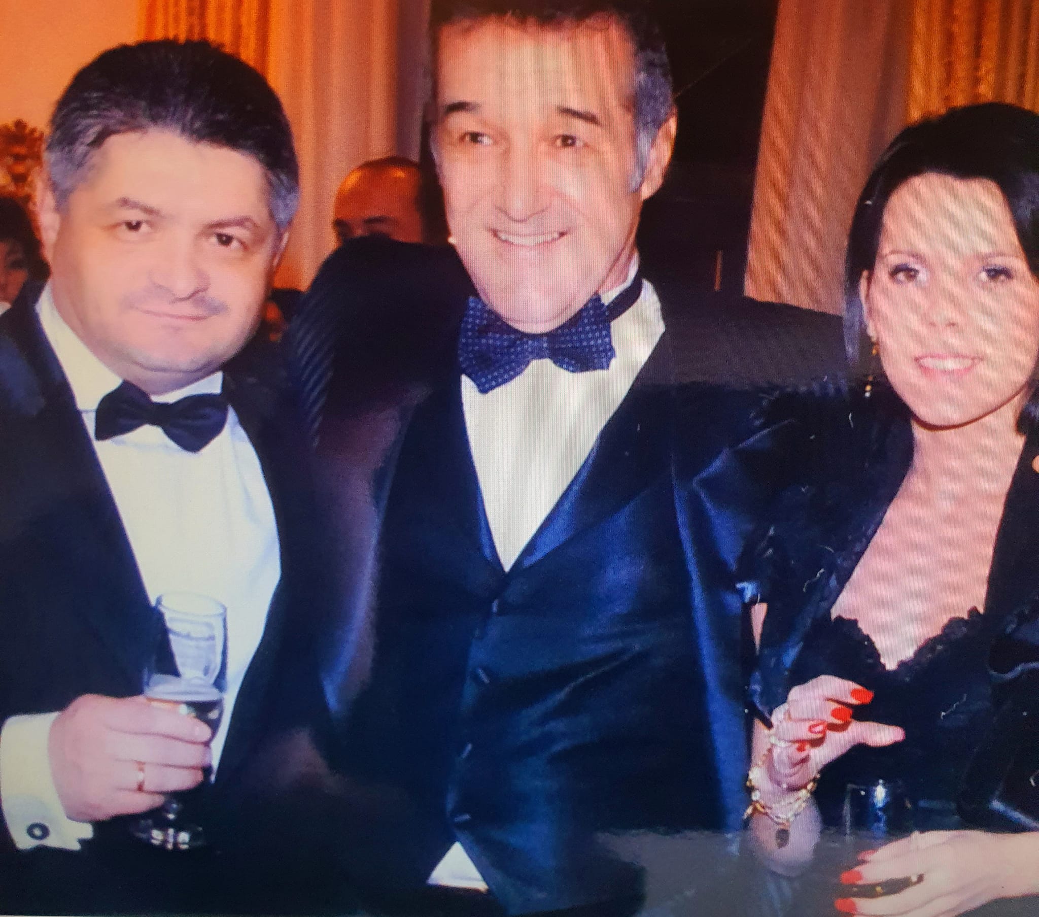 Cum trăiesc Secureanu și Vrăbi la 6 ani după ce directorul a fost arestat și apoi trimis în judecată pentru că fura zilnic bani din casieria spitalului