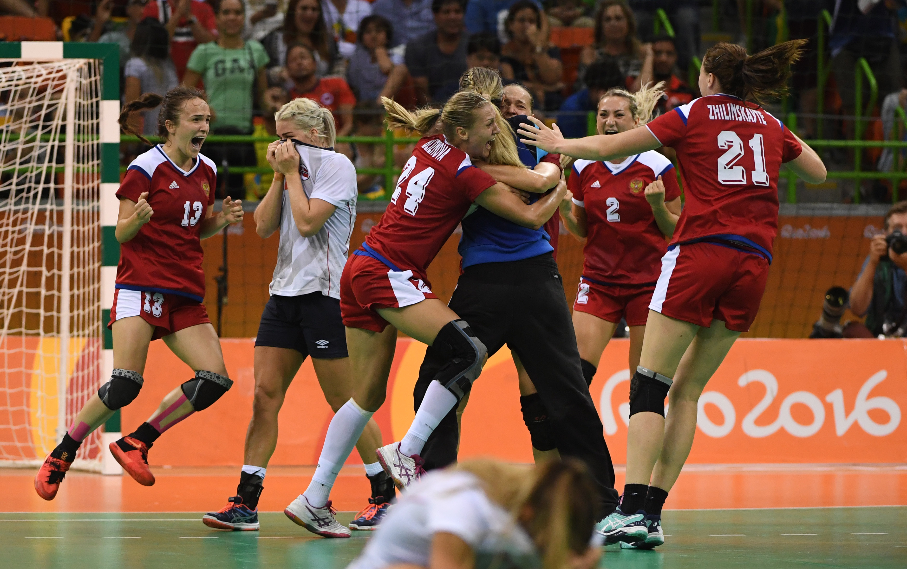 Jocurile Olimpice. Rusia - Franța, finala turneului feminin de handbal. Rusia a învins dramatic Norvegia în semifinale GALERIE FOTO