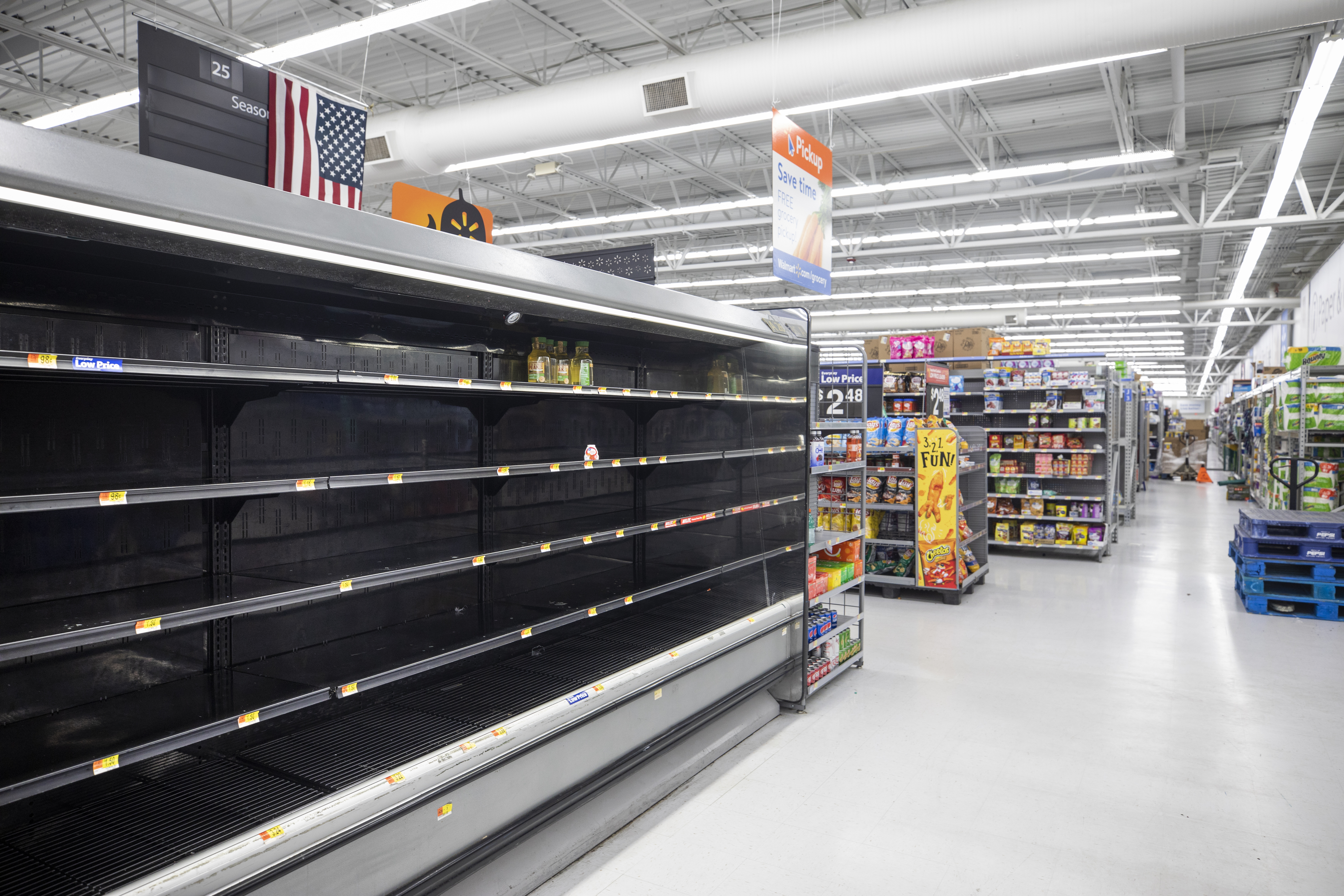 Americanii au golit magazinele în așteptarea uraganului Florence