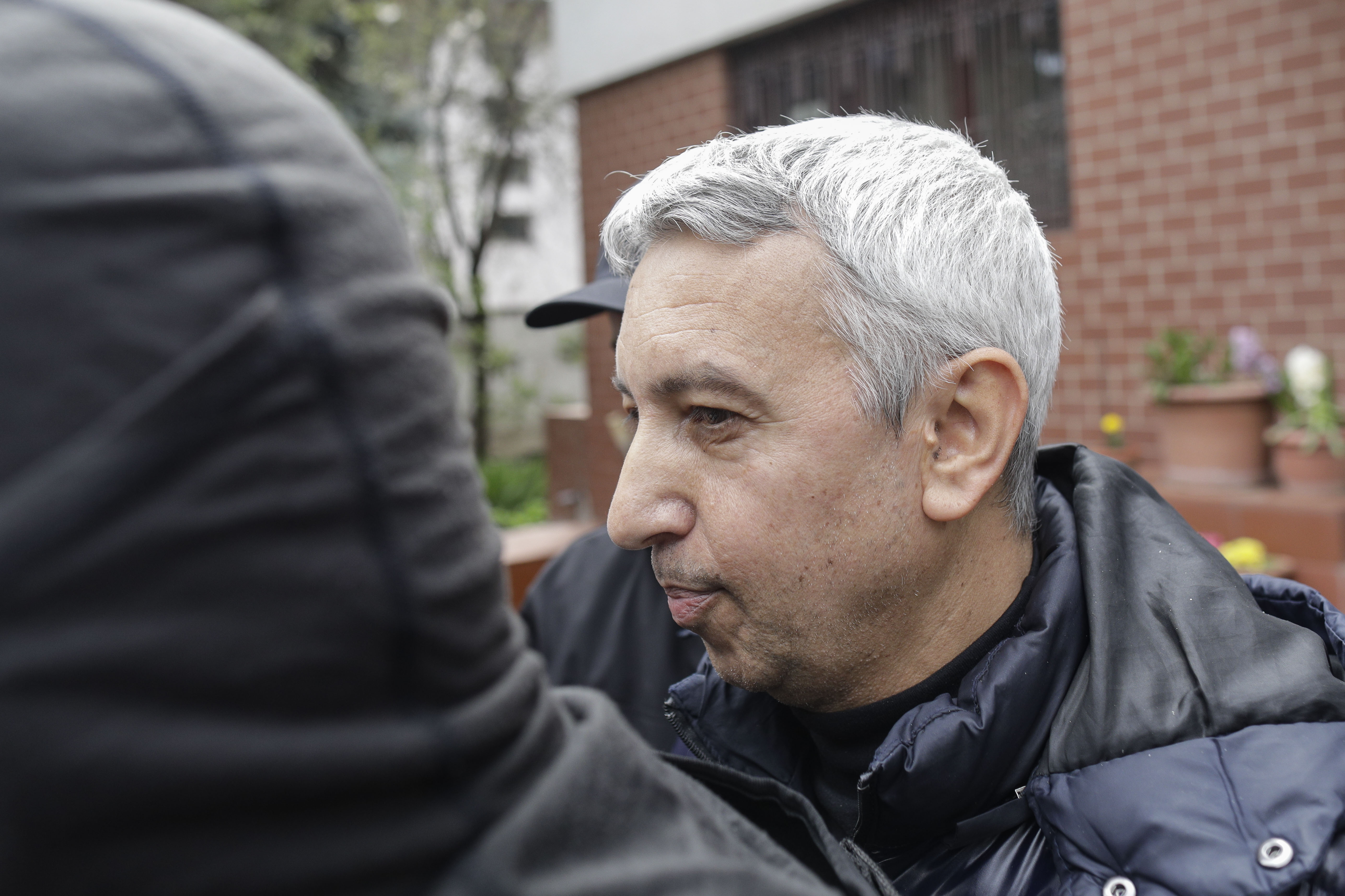 Dan Diaconescu, reținut pentru 24 de ore, sub acuzația de „act sexual cu minore și folosire a prostituției infantile”