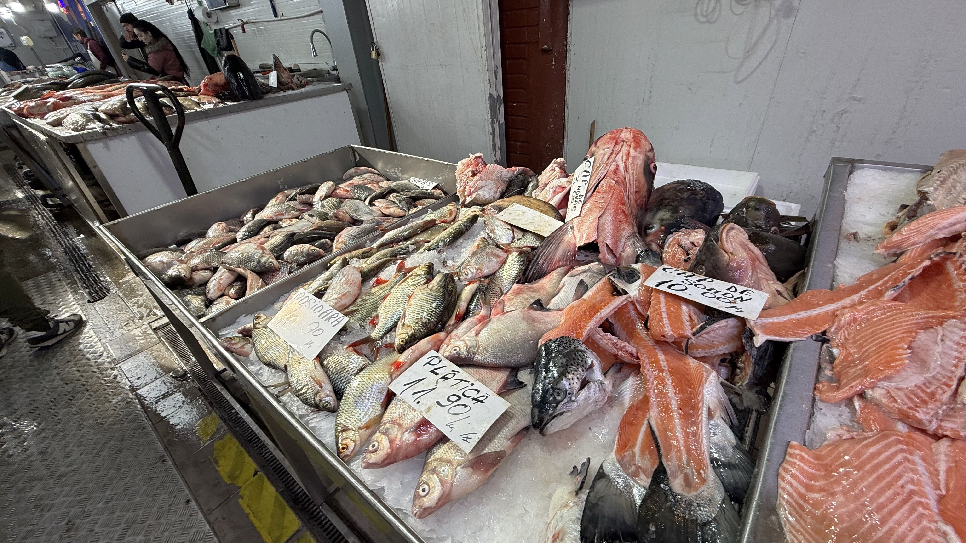 Alertă de prețuri în piețe pentru prima dezlegare la pește din Postul Paștelui. Delicatesa care a ajuns să coste 700 de lei kilogramul
