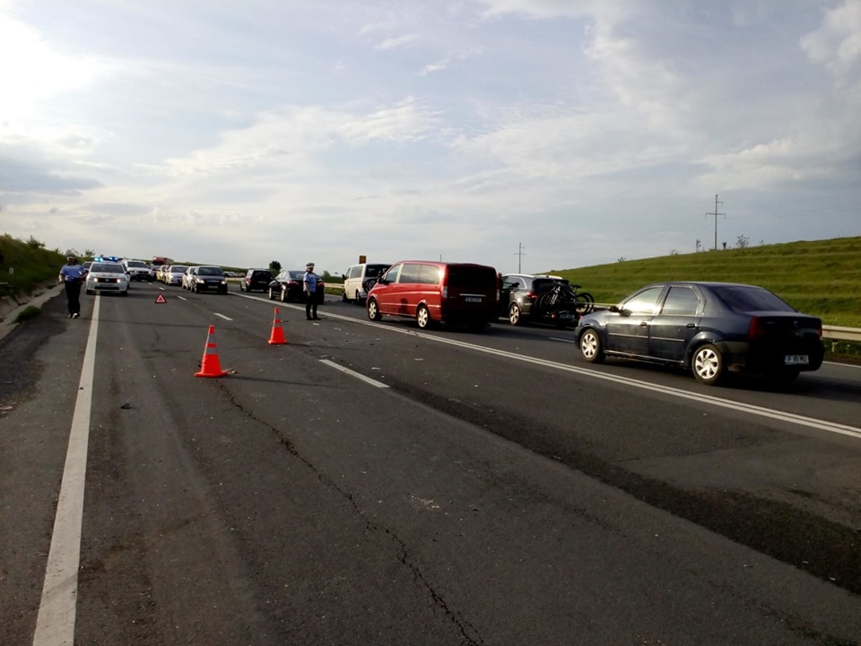 O femeie din Bulgaria a murit în România, într-un grav accident petrecut pe DN5 (GALERIE FOTO)